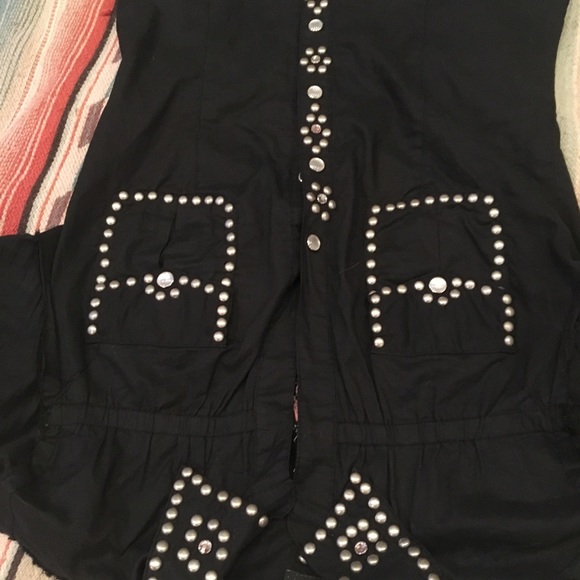 Short - Picture 3 of 4